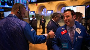 NYSE-traders-laughter[1]